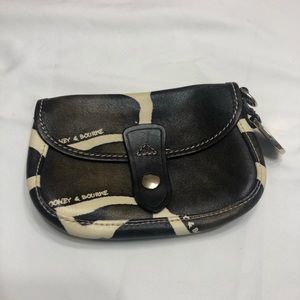 Vintage Dooney & Bourke leather pouch